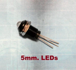 ✨Attacco LED 3mm/5mm. Metallo anodizzato nero o cromato. Supporto Base LED✨ - Foto 1 di 6