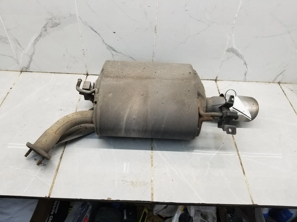 Infiniti Q70 2015 silenciador del lado derecho del pasajero 20100 Ame0A #006641 Foto 1 de 4