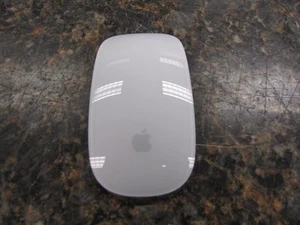 Souris tactile multi-touch sans fil Apple A1296 - MB829LL/A - Excellent état ! - Photo 1/5