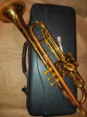Trompeta King Cleveland 600 con estuche y MP, EE. UU., Buen Estado Foto 1 de 4