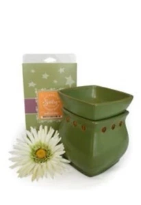 Scentsy GREEN Classic Curve Warmer Matte Green - Retired & RARE - NEW in Box - Picture 1 of 3