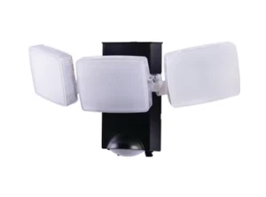 Defiant 270-Degree Black Motion Activated Battery Powered Outdoor 3-Head Dusk - Picture 1 of 9