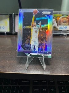 Panini Prizm 2018-19 - Kyle Kuzma #16 Silver Prizm Lakers - Imagen 1 de 2