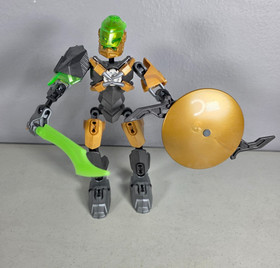 LEGO Hero Factory Rocka 44002 &bull; 2013 Retired Figure &bull; Brain Attack Hero