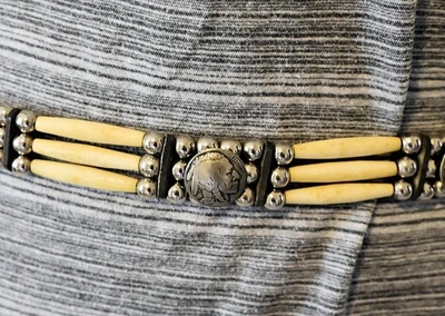 Cinturón de níquel Indian Buffalo Hirpipe Bone 38 pulgadas Foto 1 de 4