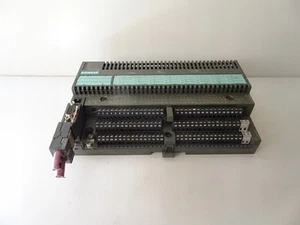 SIEMENS ET 200B-32DO 6ES7 132-0BL01-0XB0 + 6ES7 193-0CB10-0XA0 - Picture 1 of 7