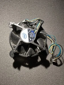 Refroidisseur CPU Intel E307-001 CNFN931311 12V 0.14A Connecteur 4pin Socket 755 - Photo 1/2