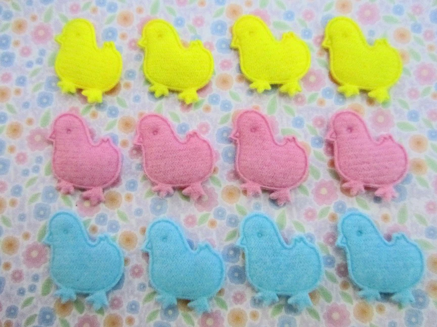 60 apliques de Páscoa/artesanato/aparar/primavera/fofofo H290 amarelo, rosa, feltro azul - Imagem 1 de 1