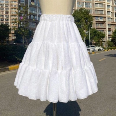 Linda falda polar mullida de felpa blanca para dama falda interior de crinolina con volantes Foto 1 de 4