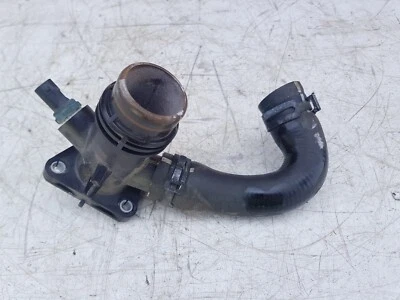 BMW Serie 1 F20 2018 M140i 3.0 conector refrigerante motor de gasolina 8619408-01 Foto 1 de 4