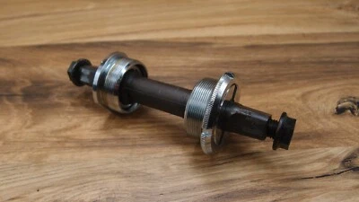 1980's MTB steel Cr-Mo bottom bracket 3NN 1,37" x 24 T / 68mm - Image 1 of 4