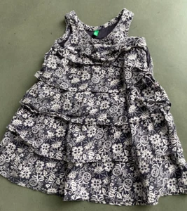 Geblümtes Kleid von Benetton in Gr. 92 sehr gut erhalten - Bild 1 von 3