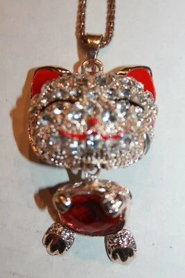 Betsy Johnson Cristal Rojo y Blanco Gatito Gato Colgante en Collar Dorado! Declaración Foto 1 de 4