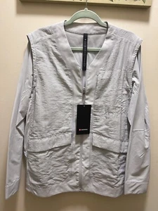 Lululemon Water Repellent Hike Convertible Bomber Jacket Size L NWT - Picture 1 of 7