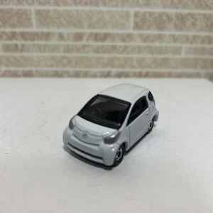 No28 iQ White 2009 outer box GK - Picture 1 of 10