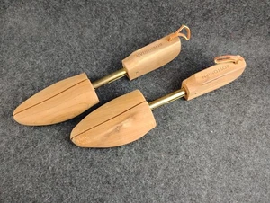 Bostonian Solid Wood w Metal Split Toe Shoe Tree Stretcher Shaper Size S Small - Picture 1 of 7
