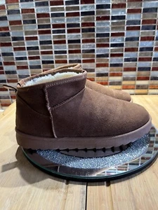 TAN SNUG BOOTS / Sz 7 But Opening Narrow So Not For A Wide Foot 6- Small 7 - Picture 1 of 12