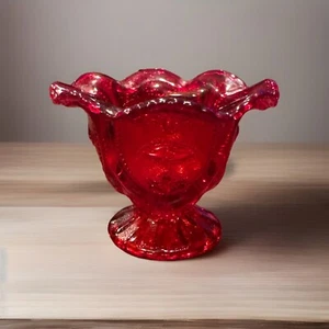 VINTAGE MOSSER GLASS RUBY RED SWEETHEART PATTERN CANDY DISH 3 1/2 IN TALL - Picture 1 of 5