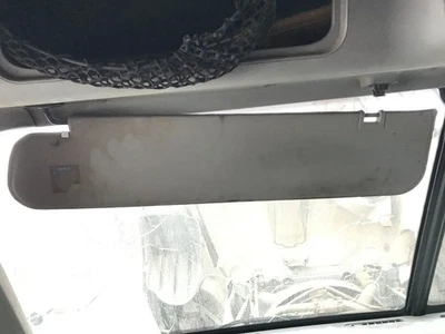 Солнцезащитный козырек для салона левый/водительский Freightliner COLUMBIA 120 - б/у - Изображение 1 из 3