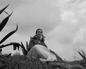 Frida Kahlo Vintage Foto Giclée Kunstdruck versandkostenfrei - Bild 1 von 3