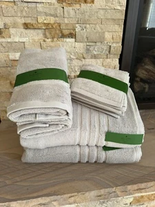 Kate Spade New York 8 Pc Towel Set Beige Stone Tan Neutral Color NEW Bath Wash - Picture 1 of 5