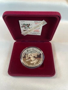 DISNEY 1987 MICKEY'S HOLIDAY TREASURES .999 FINE SILVER 5OZ COIN RARITIES MINT - Picture 1 of 8
