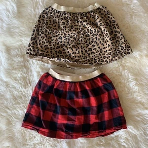 Lot of 2 Girls Carters pull on skirt flannel buffalo check cheetah corduroy sz 7 - Picture 1 of 5