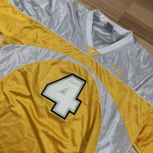 Camiseta de fútbol vocal vintage para hombre XXL amarilla blanca #4 rap hip hop nelly Y2K - Imagen 1 de 10