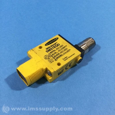 Banner SM31EQD Photoelectric Emitter Mini-Beam USIP - Image 1 of 4