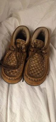 Zapatos para niños pequeños Twisted X talla 8 Foto 1 de 3