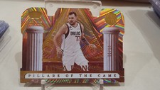 2022-23 Panini Crown Royale LUKA DONCIC #5 GOLD Pillars of the Game 02/10 MVP