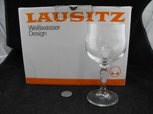 BOX OF 6 LAUSITZ WEIBWASSER DESIGN 6" WINE GLASSES GERMANY - Bild 1 von 2