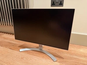 LG 24" Monitor - 24MP88HV-S with stand and box - Picture 1 of 8