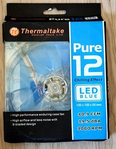 THERMALTAKE Pure 12 LED Blue 120 x 120 x 25mm Fan- NEW IN BOX - Bild 1 von 2
