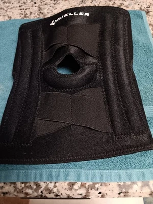 MULLER SOPORTE DE RODILLA SOPORTE DE COMPRESIÓN TALLA ÚNICA NEGRO USADO DOS VECES Foto 1 de 3