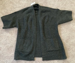 Neu mit Etikett Lane Bryant Acryl Strick Wickel Cardigan grau Größe 14/16 UVP 59,95 $ - Bild 1 von 7