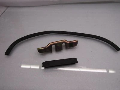 Toyota Townace Liteace 82- Mk2 skylite roof glass window front lock mount ,., - Image 1 of 4