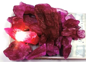 Africa Rough Semi Transparent 100 Ct Natural Red Ruby Lot Certified Gemstone - Picture 1 of 8