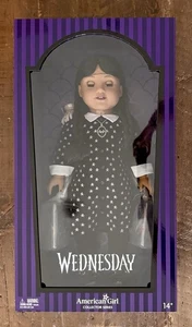 American Girl 18 Zoll Puppe Wednesday Addams Sammlerpuppe mit schwarzen Haaren LE - Bild 1 von 2
