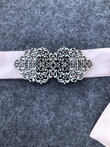fabelhafte hell altsilber mittelgrosse Trachtenschliesse für Dirndl 70mm x 35mm  - Bild 1 von 5