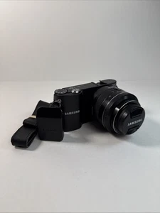 Samsung NX 1000 Mirrorless Camera + 20-50mm lens - Picture 1 of 14