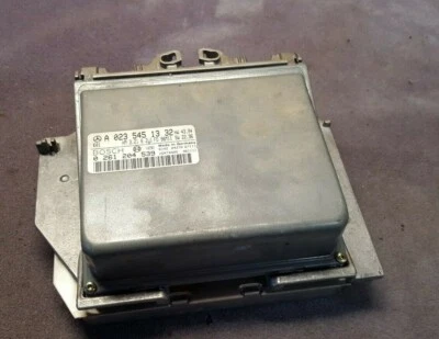 1996 Mercedes Benz S320 Engine Control Module ECM Computer Brain A 023 545 13 32 - Image 1 of 4