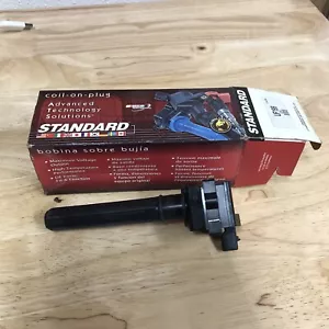 Standard Motor Products Ignition Coil UF199 - Picture 1 of 8