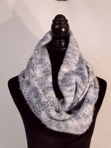 BCBG Generation Chunky Crochet Infinity Scarf Blue Knit Cowl NWT - Picture 1 of 2