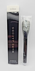 Marc Jacobs The Seamless Liquid Foundation Brush No.4 Sealed NEW - Picture 1 of 4