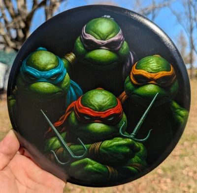 *Disc Golf Custom Axiom Discs Neutron HEX 177gm Mid range PDGA Approved - Image 1 of 4