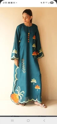 Designer Silk Shalwar Kameez kaftan Indian Pakistani Tradition Embroidery - Image 1 of 3