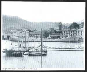 1999  --  PORT VENDRES . LE PINARDIER CLERVILLE A QUAI  . 4C638 - Picture 1 of 1