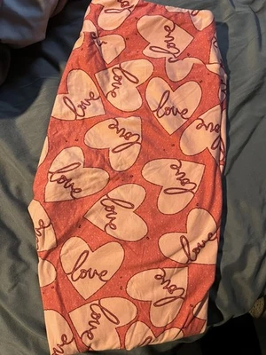 Leggings LuLaRoe TC coração namorados - Imagem 1 de 3