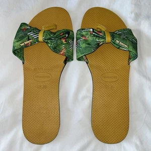 HAVAIANAS Sandals Women’s 39/40 Burnt Yellow St. Tropez Flower Birds Flip Flops - Picture 1 of 9